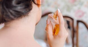 Aguas perfumadas naturales la alternativa a los perfumes quimicos o