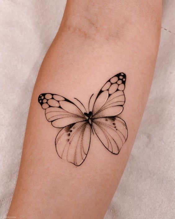 1666909262 570 Diferentes desenhos para tatuar uma borboleta