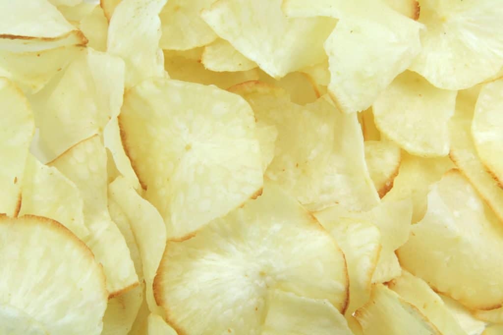 pilha de chips de tapioca