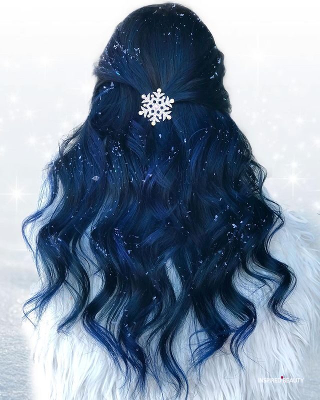cor de cabelo de inverno azul escuro