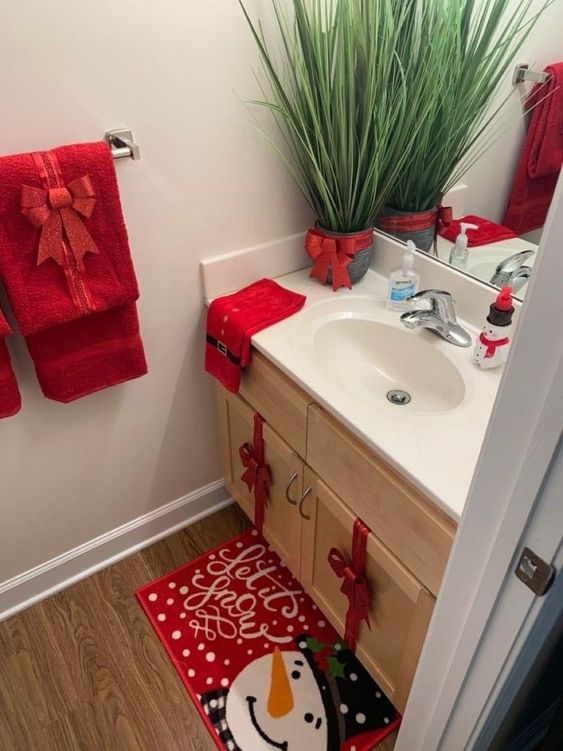 1699827348 852 Ideias para decorar seu banheiro neste Natal