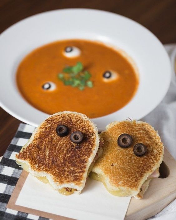 1729458269 58 Sanduiches de Halloween que voce precisa fazer para seus pequenos