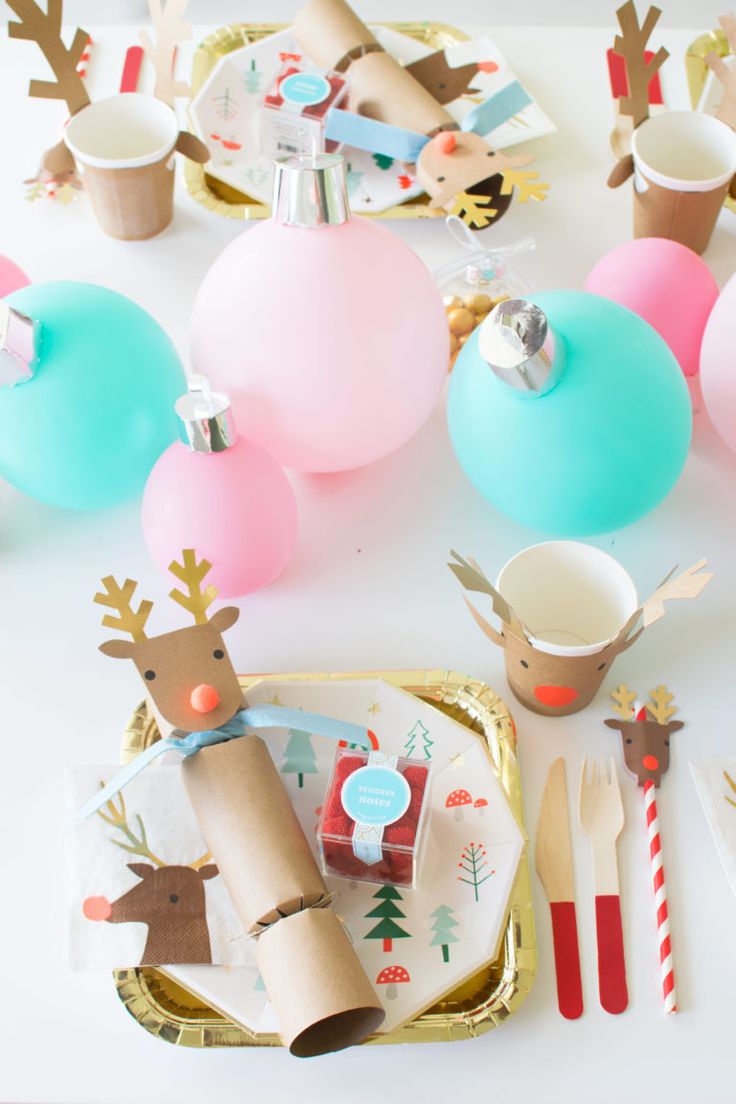 1734244833 361 Ideias para decorar sua ceia de Natal com baloes