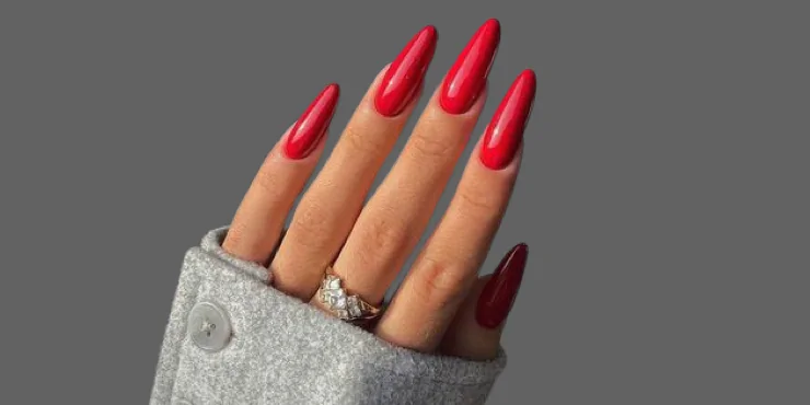 Ideias de unhas vermelhas para este Natal